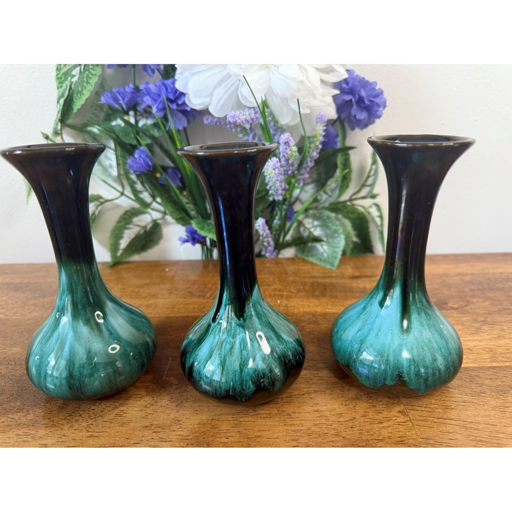 Vintage Blue Mountain Pottery Mocha‎ Green Bud Vases BMP Retro Decor